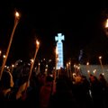 DELFI ФОТО И ВИДЕО: Вчера вечером в Таллинне прошло шествие с факелами против миграции
