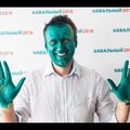 ВИДЕО: Навального облили зеленкой в Барнауле