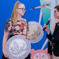 ФОТО: В конкурсе на лучший дизайн 2-евровой монеты победила 15-летняя девочка из Тырва