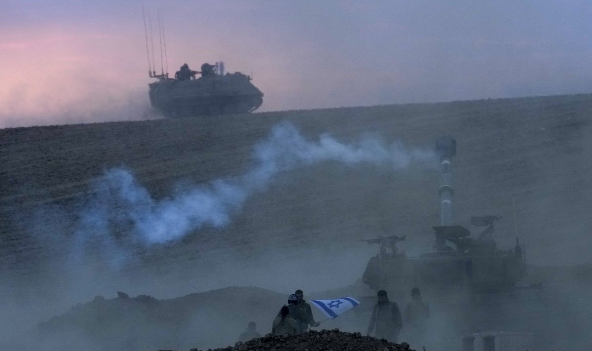 Iisraeli suurtükivägi tulistab Gaza sektorit, 14. oktoober