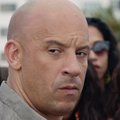 "Kiired ja vihased 8" TREILER: allveelaevade eest põgenevad autod, Charlize Theron ning perekonna reetnud Vin Diesel
