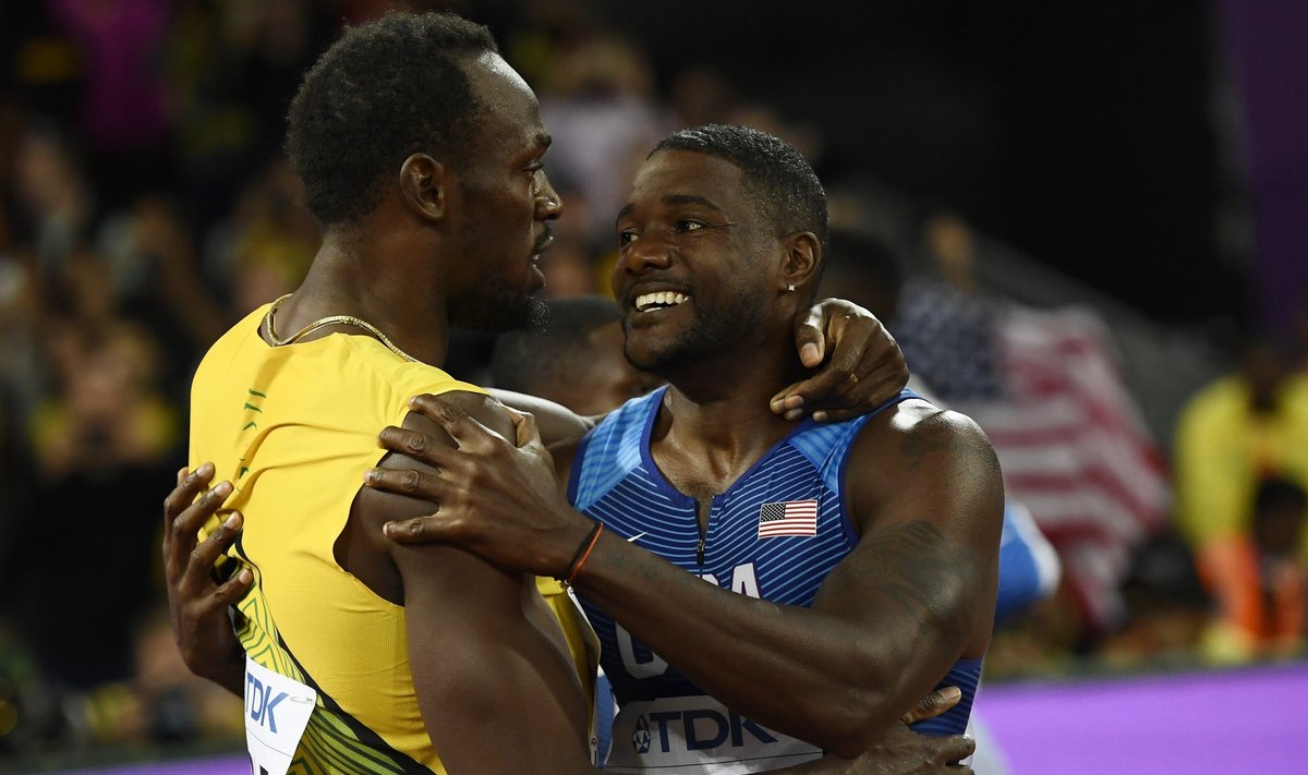 Võitjast antikangelane Justin Gatlin (paremal) ja tegelik kangelane Usain Bolt.