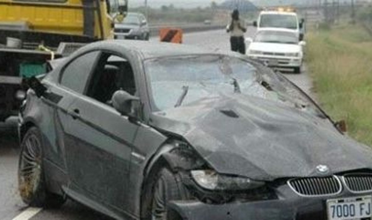 Usain Bolti BMW M3 peale avariid