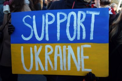Meeleavaldus Ukraina toetuseks Vabaduse väljakul, 26.02.22