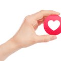 Punane või hoopis lilla? Milline tähendus peitub erinevate südameemotikonide taga ja millal neid on sobilik kasutada?