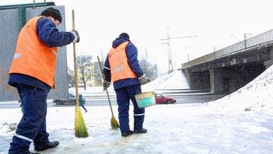 Endla tänava tunnelite ehitushange kukkus läbi