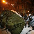 Ukraina miilits kõrvaldas presidendi administratsiooni juurest barrikaadid