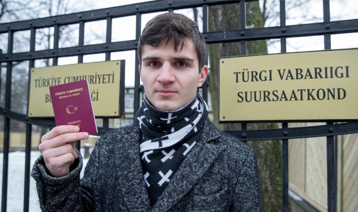 Mustafa Özdemiri pass on aegunud, kuid uut talle ei anta.