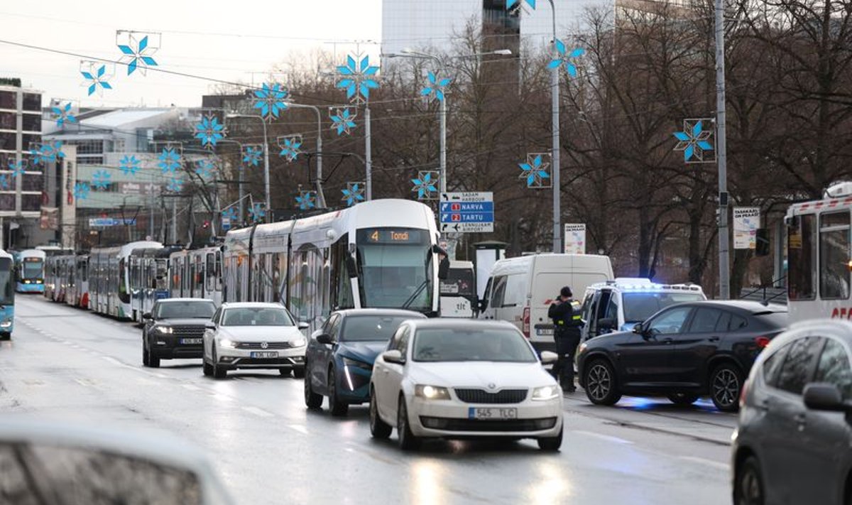 Avarii Pärnu maanteel. 