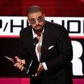 Drake tõukas pool sajandit rekordit hoidnud biitlid troonilt!