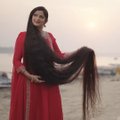 Больше двух метров! В Индии живет женщина с самыми длинными волосами в мире