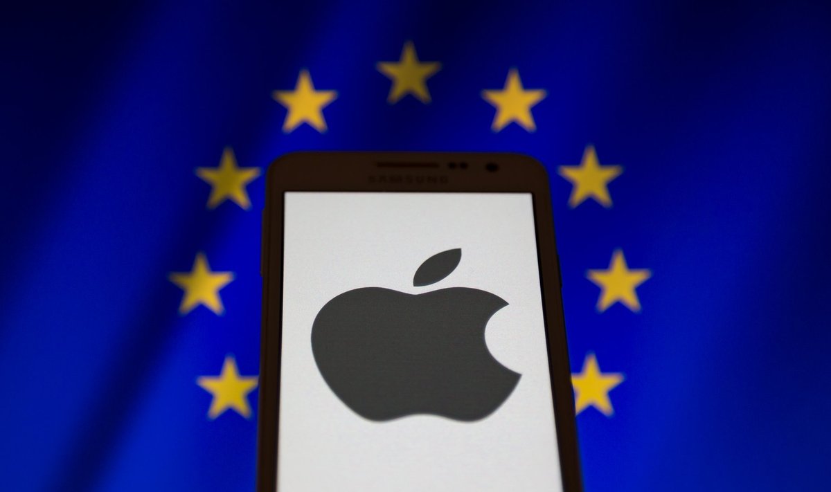 Apple'i logo ja Euroopa Liidu lipp.