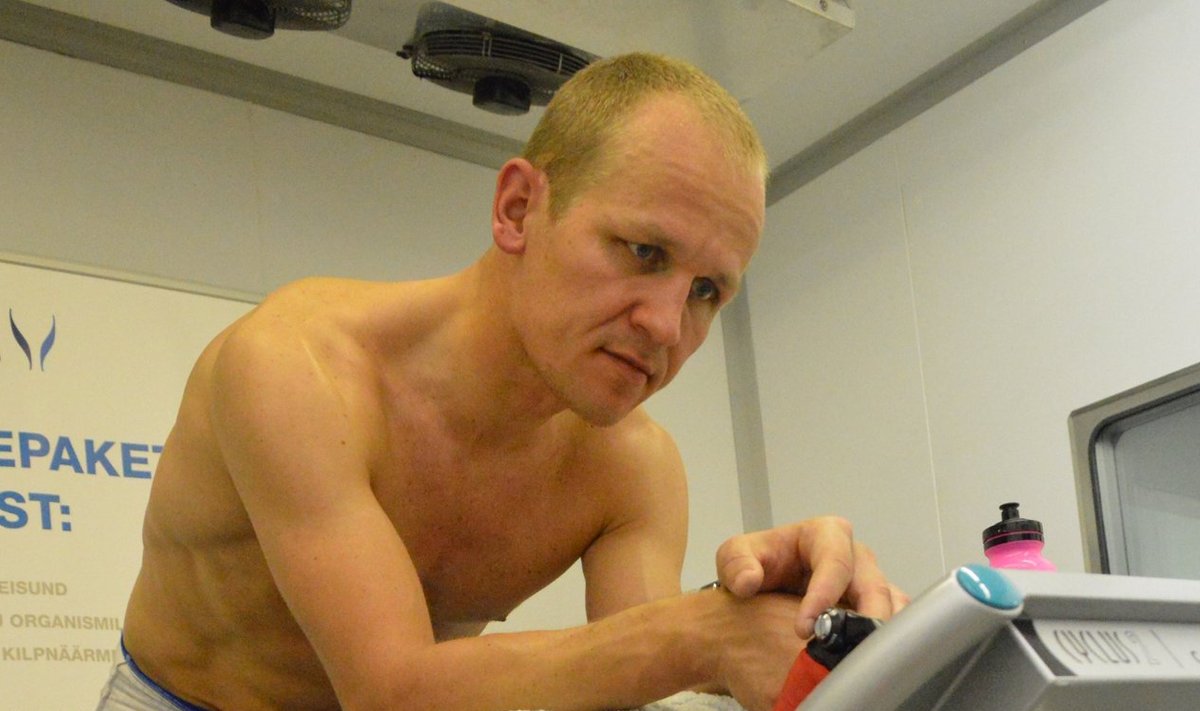 Rait Ratasepp Tartu ülikooli spordifüsioloogia laboris.