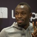 Usain Bolt tahab 200 meetris murda 19 sekundi piiri