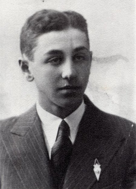 ABITURIENT: 17aastane Leo Ginovker 1931. aastal, kui ta lõpetas Tallinna Juudi Gümnaasiumi.