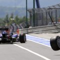 FOTOD: Vetteli juubeldamine, põlev Marussia ja Webberi küljest kukkunud ratas