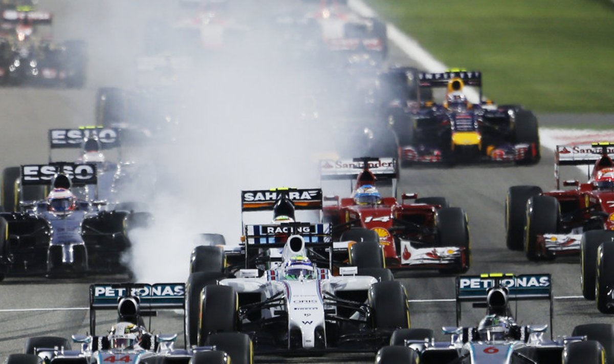 Hamilton ja Rosberg Bahreini etapil