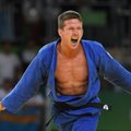 FOTO: Judos medali võitnud belglane sai Copacabana rannal tähistades peksa