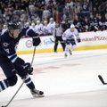 VIDEO: Verinoor Soome hokiäss viskas NHL-is kübaratriki