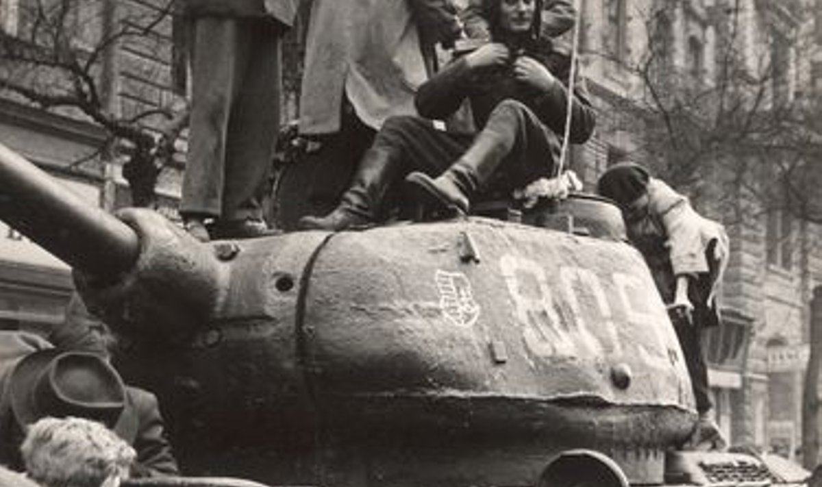 Ungari rahvuslaste poolt vallutatud nõukogude tank