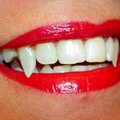 Minu hambalugu: lõin haamriga esihamba katki ja nägin kaks nädalat välja nagu vampiir