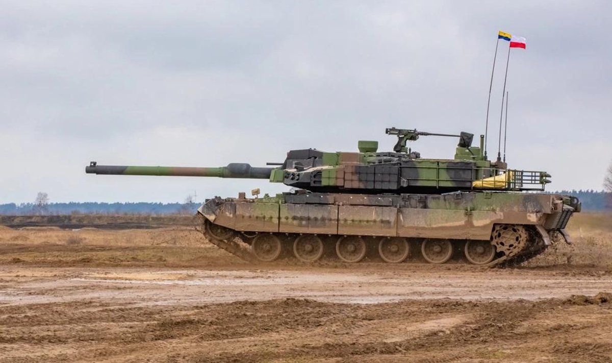 Poola armee tank K2 manöövritel