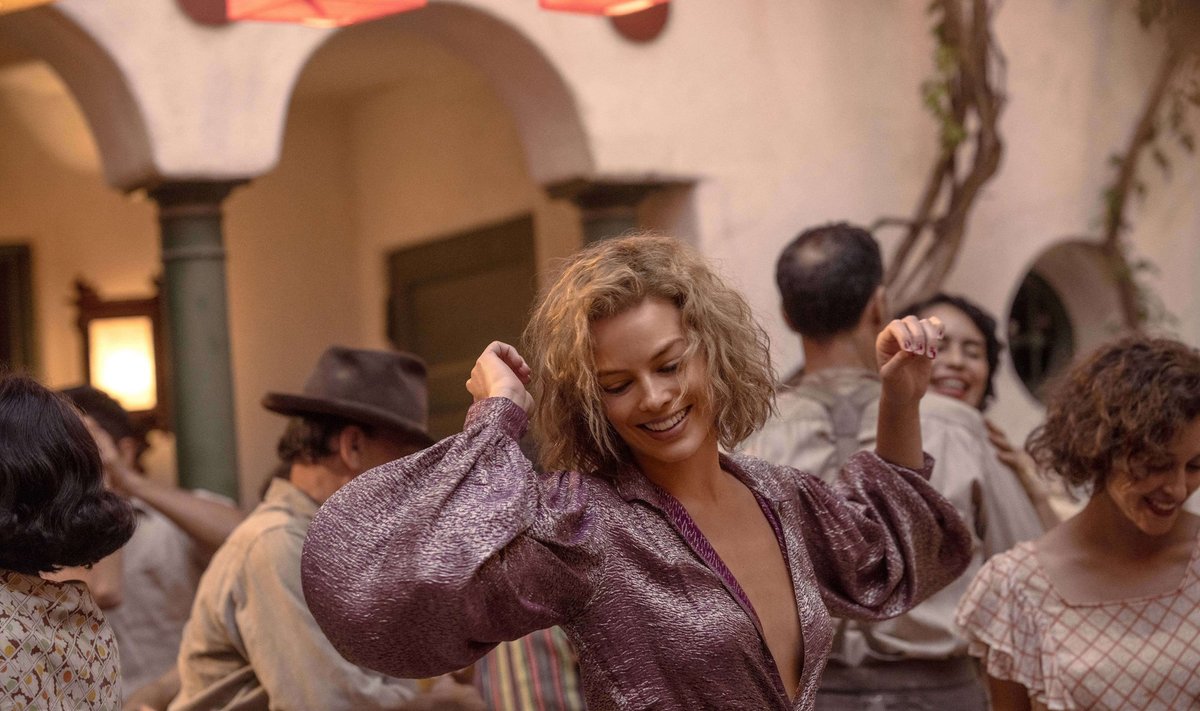 Film kõneleb muu hulgas raske minevikuga noore neiu teekonnast kuulsuseni. Nellie LaRoy rollis astub üles Margot Robbie.