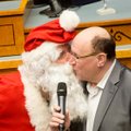 ФОТО: Смотрите, что Дед Мороз подарил депутатам Рийгикогу