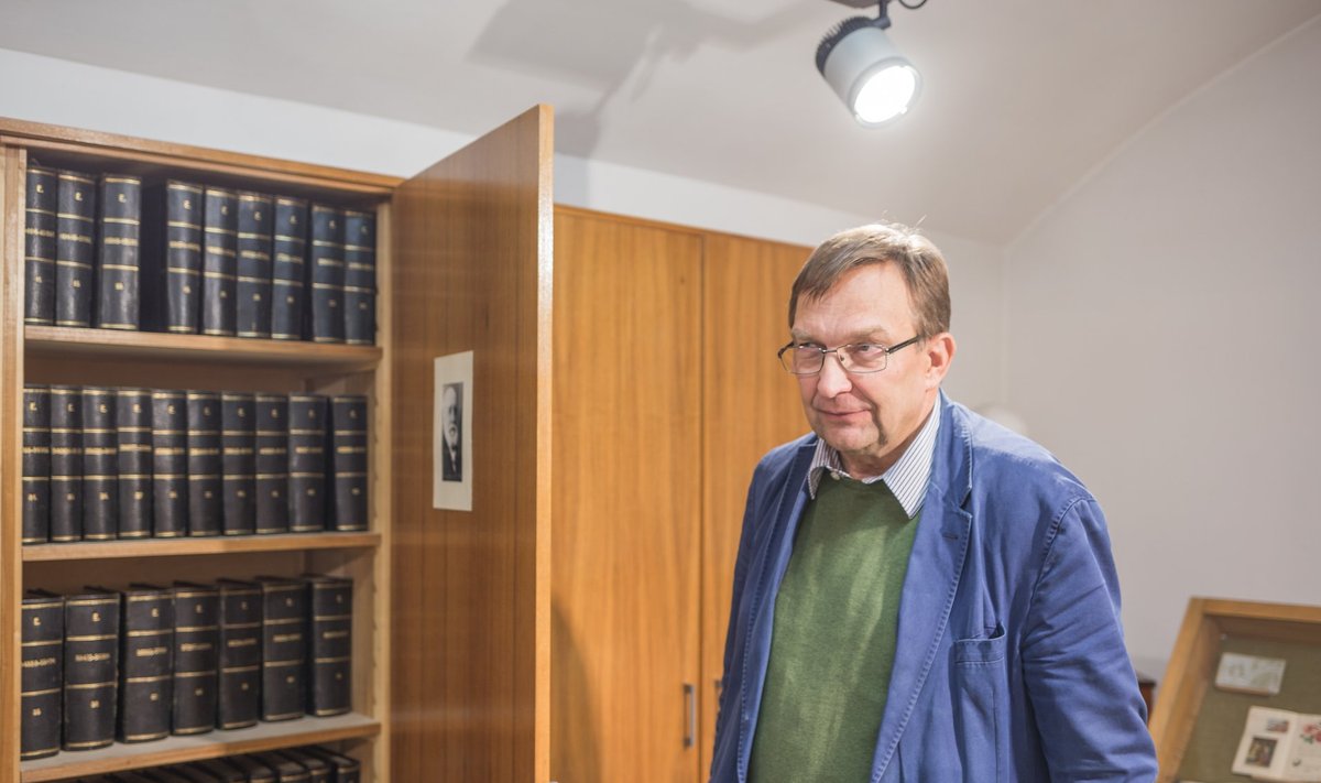 Kirjandusmuuseumi direktor Urmas Sutrop