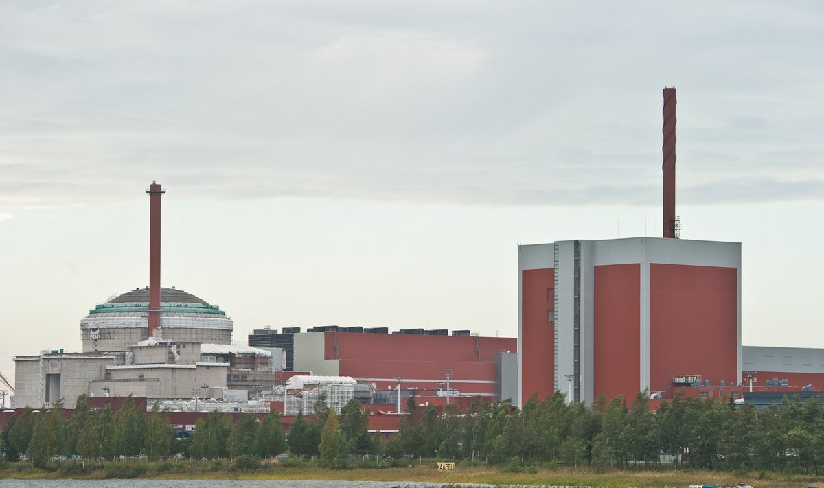 Fotol on Soome tuumajaam Olkiluotos, 565 km Oulust lõuna pool 