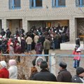 ФОТО из Луганска: на избирательных участках так называемой ЛНР выстроились очереди