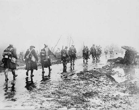 Kanada sõdurid Esimeses maailmasõjas Prantsusmaal Somme`i all.