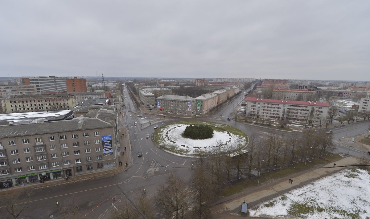 Narva linna 60 000 elanikust peab 94% end venekeelseks.