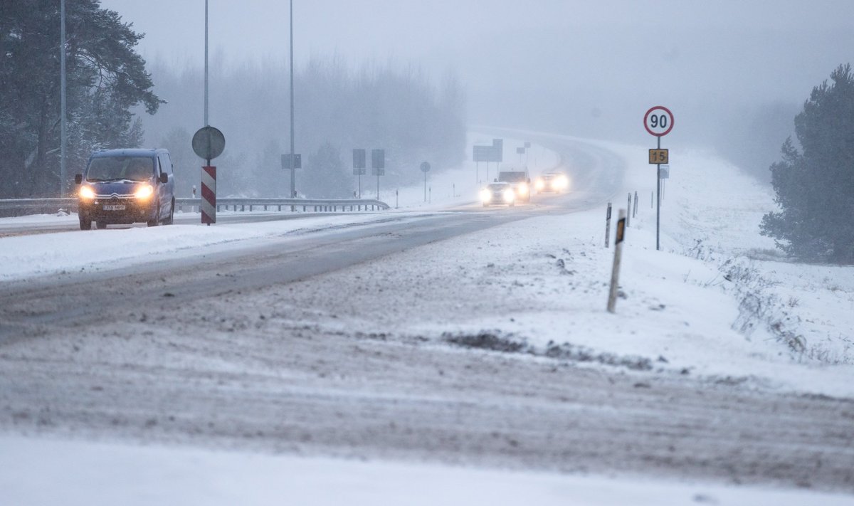 Teeolud on sel nädalal jätkuvalt libedad.