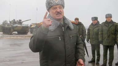 „Lukašenka räägib, et valmistub sõjaks NATOga.“ Miks süüdistab Valgevene KGB Leedut droonilöökide planeerimises Minskile?
