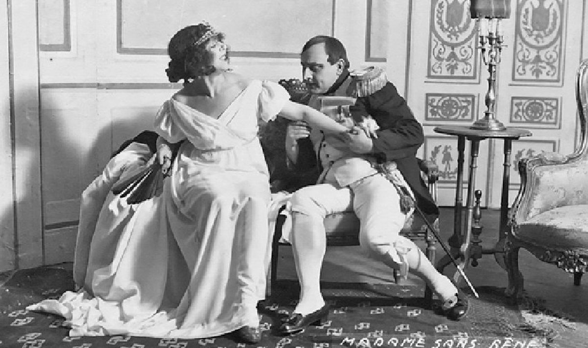 Netty Pinna Catherine’ina ja Paul Pinna Napoleonina Victorien Sardou näidendi „Madame Sans-Gêne” lavastuses 1922. aastal