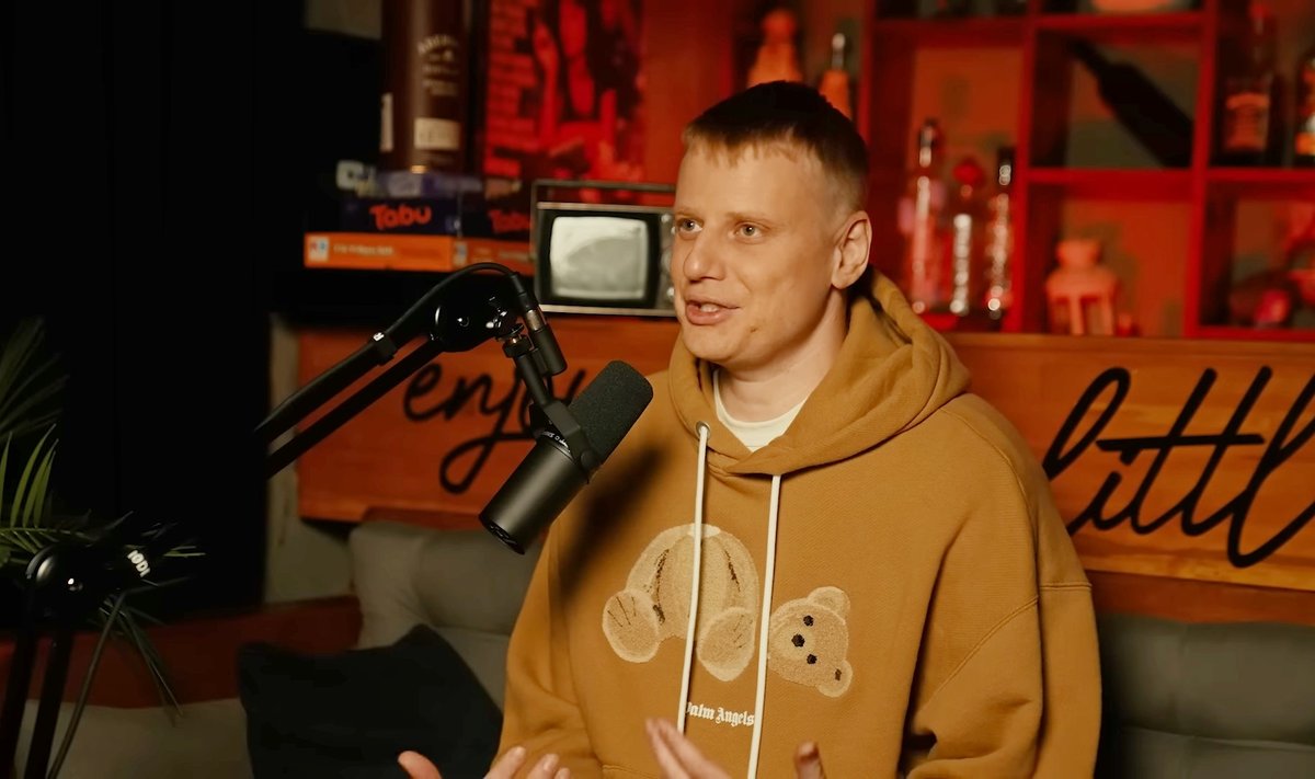 Слава Комиссаренко