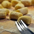KIIRE ÕHTUSÖÖGI SOOVITUS: Mõnusad kartuli-muna-herne gnocchi's