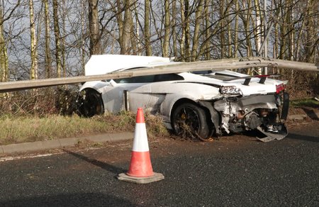 Sergio Romero Lamborghini pärast avariid