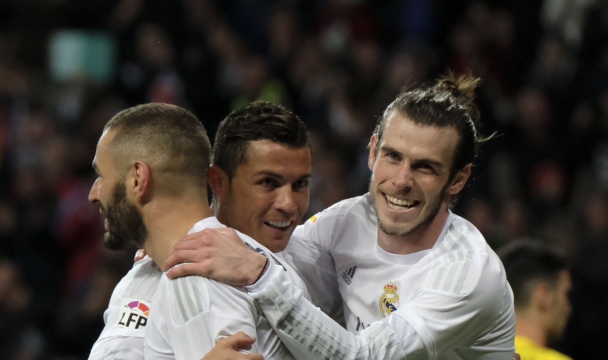 Karim Benzema, Cristiano Ronaldo ja Gareth Bale koos Madridi Reali särgis.