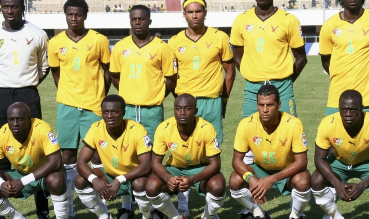 Togo's national team (Back L-R) Kodjovi Dodji Obilale, Senah Mango, Mohammed Abdel Kader Toure, Thomas Dossevi, Dare Nibombe, Emmanuel Adebayor, (Front L-R), Euloge Ahodikpe, Assimiou Toure, Serge Akakpo, Jacques Romao, Moustapha Salifou pose for a photograph before their  World Cup 2010 qualifying soccer match against Morocco at the Kegue stadium in Lome, in this September 6, 2009 file photo. Unknown assailants opened fire on the coach carrying Togo's national football squad to a top African tournament in Angola on January 8, 2010, killing the driver and wounding four others, a Togolese official said. He said the wounded included two unnamed squad members and two medics.   REUTERS/Noel Kokou Tadegnon/Files (TOGO - Tags: SPORT SOCCER CRIME LAW CIVIL UNREST)