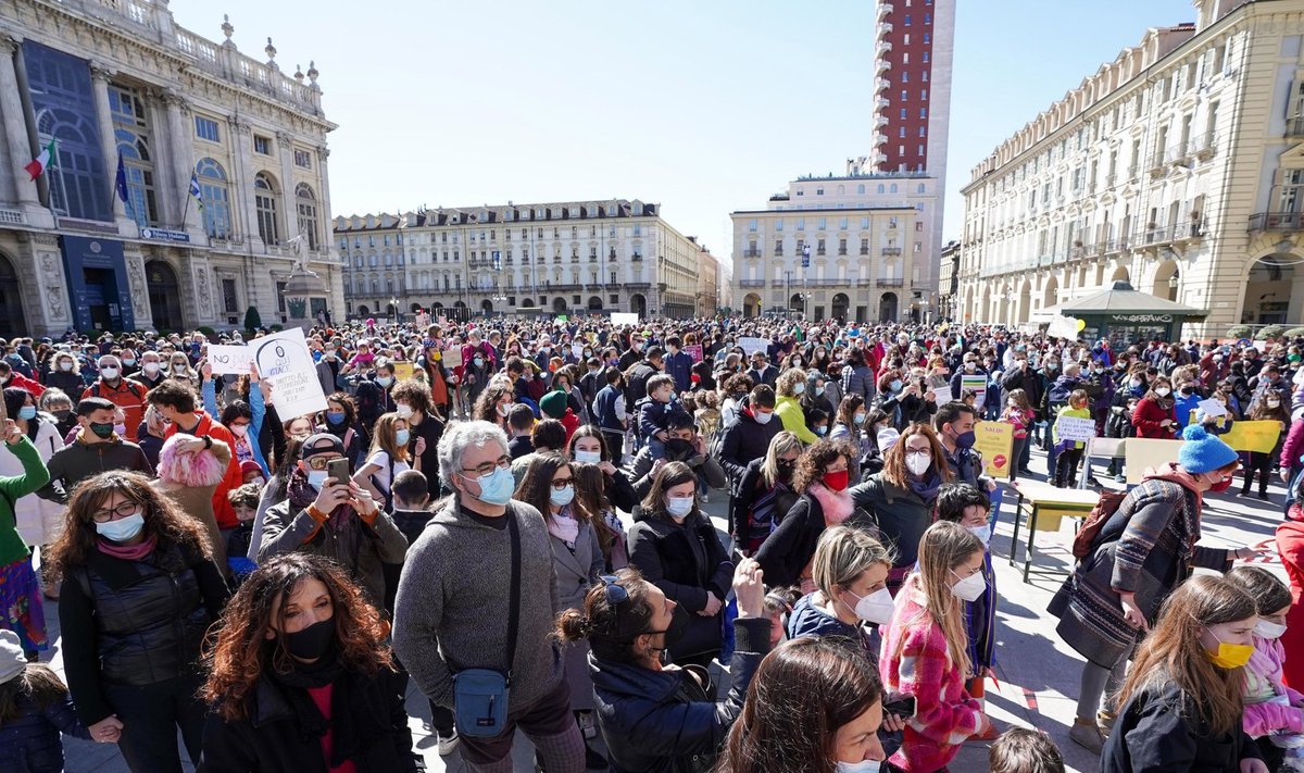 Märtsis protestiti Torinos distantsõppe vastu