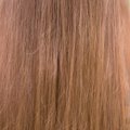Kui su juuksed läksid suvel totaalselt katki, siis siin on mõned lihtsad viisid, kuidas need taas terveks ja säravaks saada