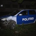 FOTOD: Politseiauto sattus Raplamaal sõidukit jälitades liiklusõnnetusse