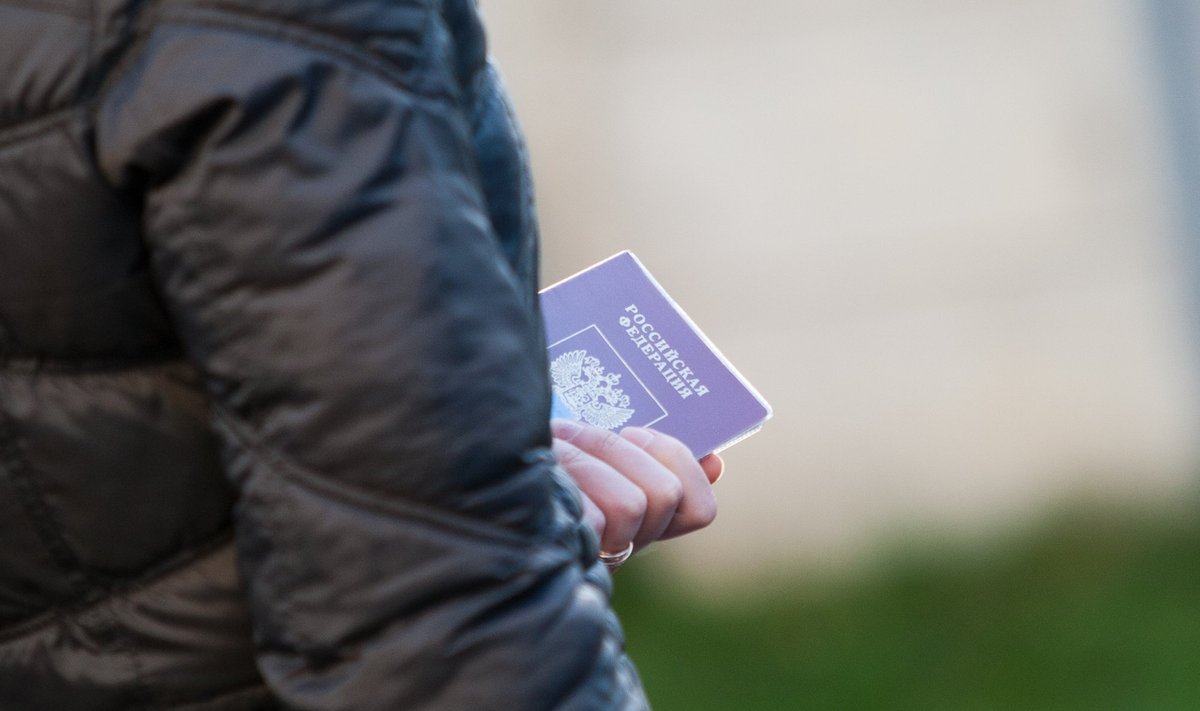 Paljud vahetaksid kahepäise kotka ja vereva nahaga passi meeleldi Eesti dokumendi vastu, kui vaid saaksid.