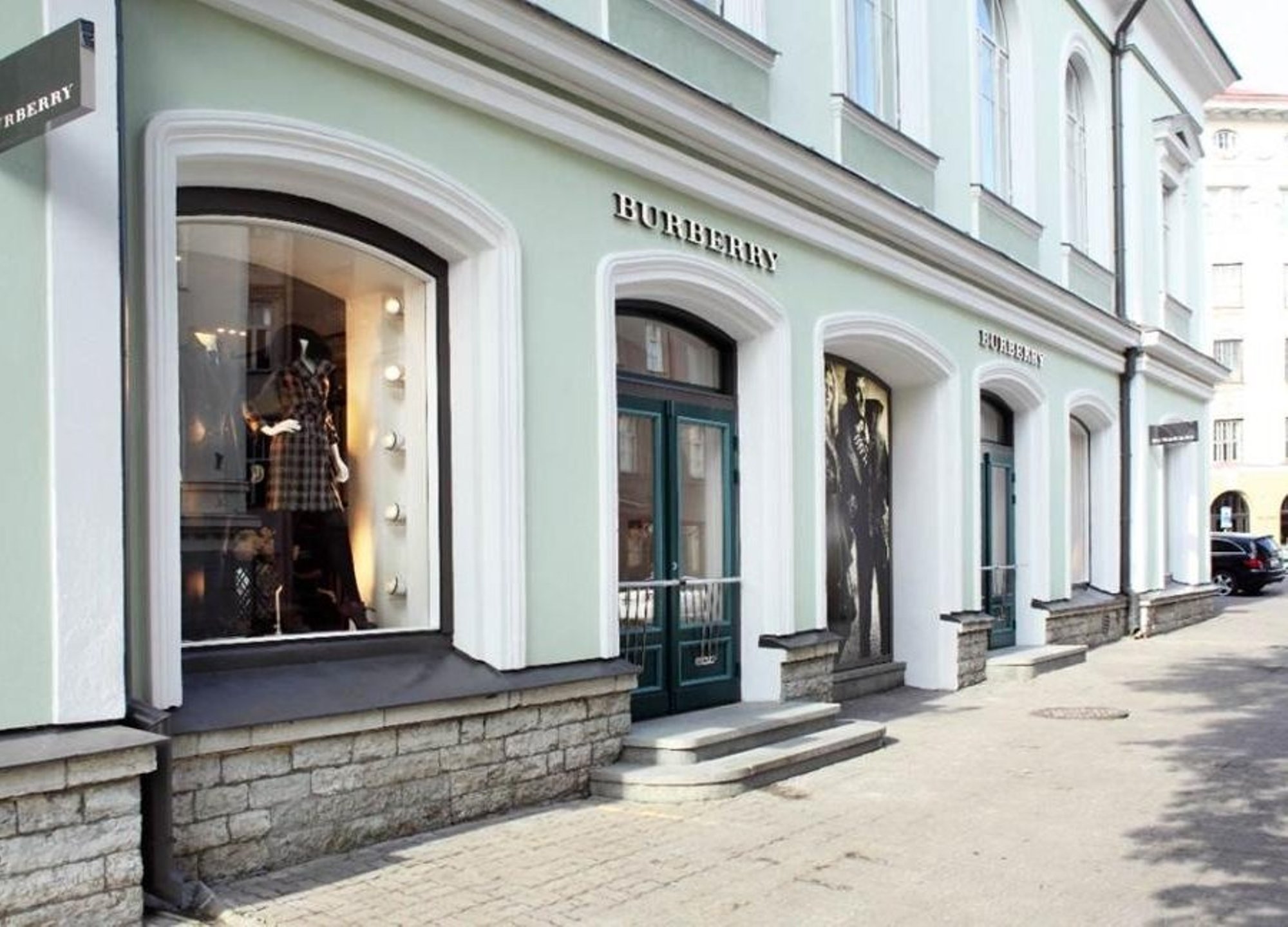 Burberry 2025 store vilnius