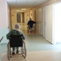 FOTOD: Keila haigla uurib võimalikku vanurite peksmist