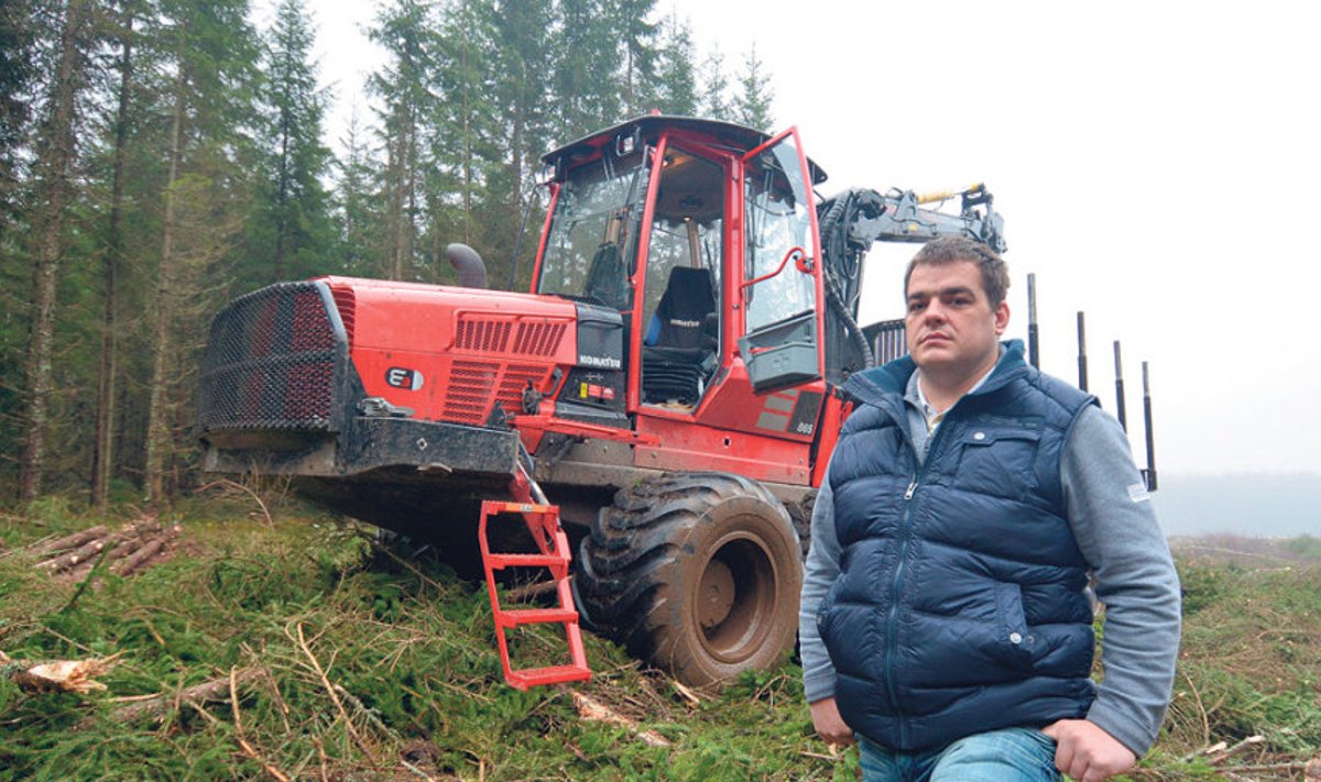 Riigihanke tulemusena  RMK koostööpartneriks saanud Kuldar Kiisleri eestvõtmisel  on Eesti–Vene kontrolljoonel  maha võetud ja välja veetud  juba rohkem kui 3500  tihumeetrit puitu.  