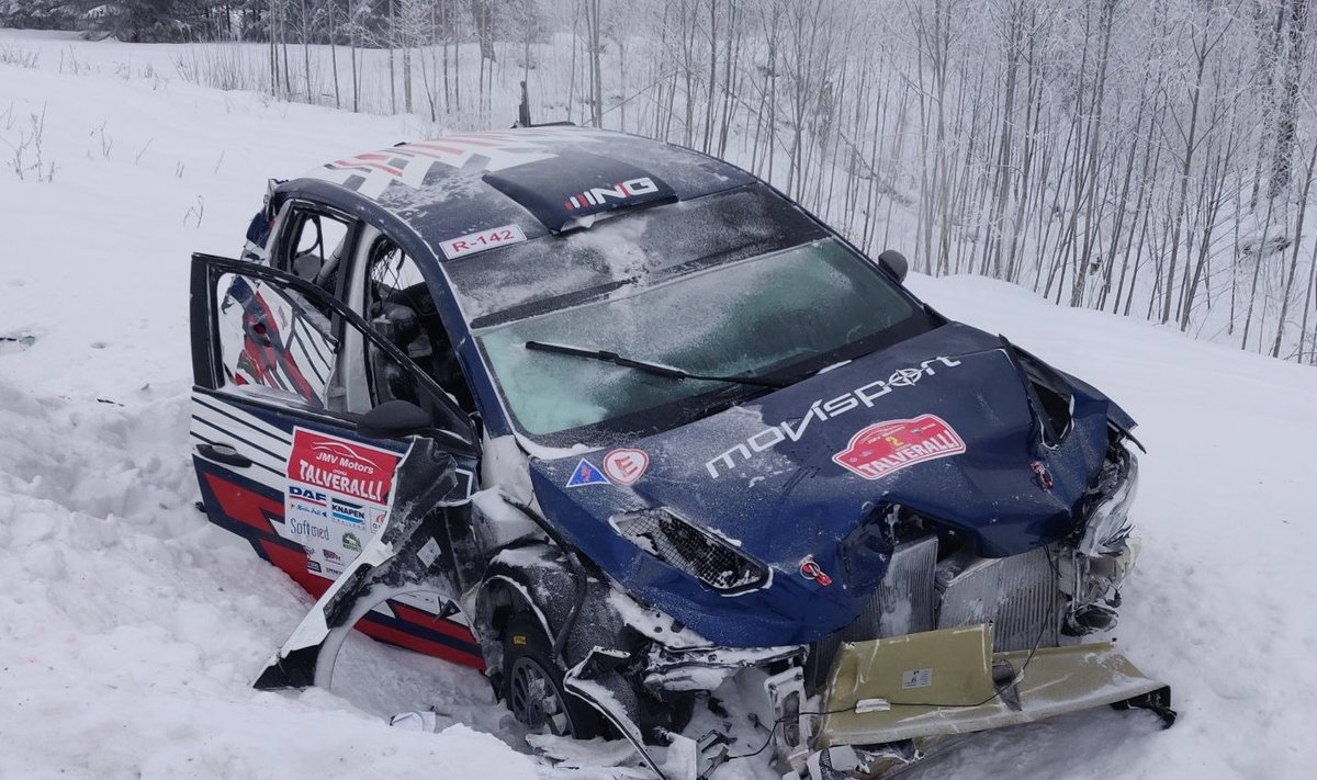 Nikolai Grjazini auto pärast avariid.