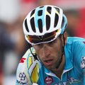 Astana esinumber Vincenzo Nibali lõpetas hooaja haiglas
